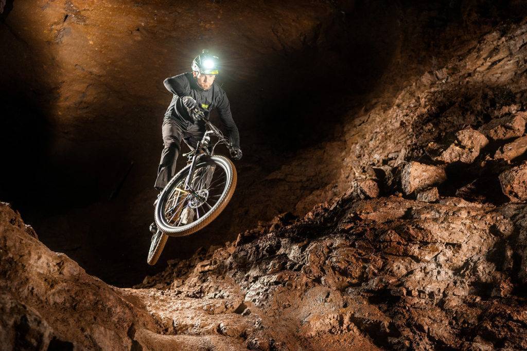 Lucas Rham MTB im Bergwerk,